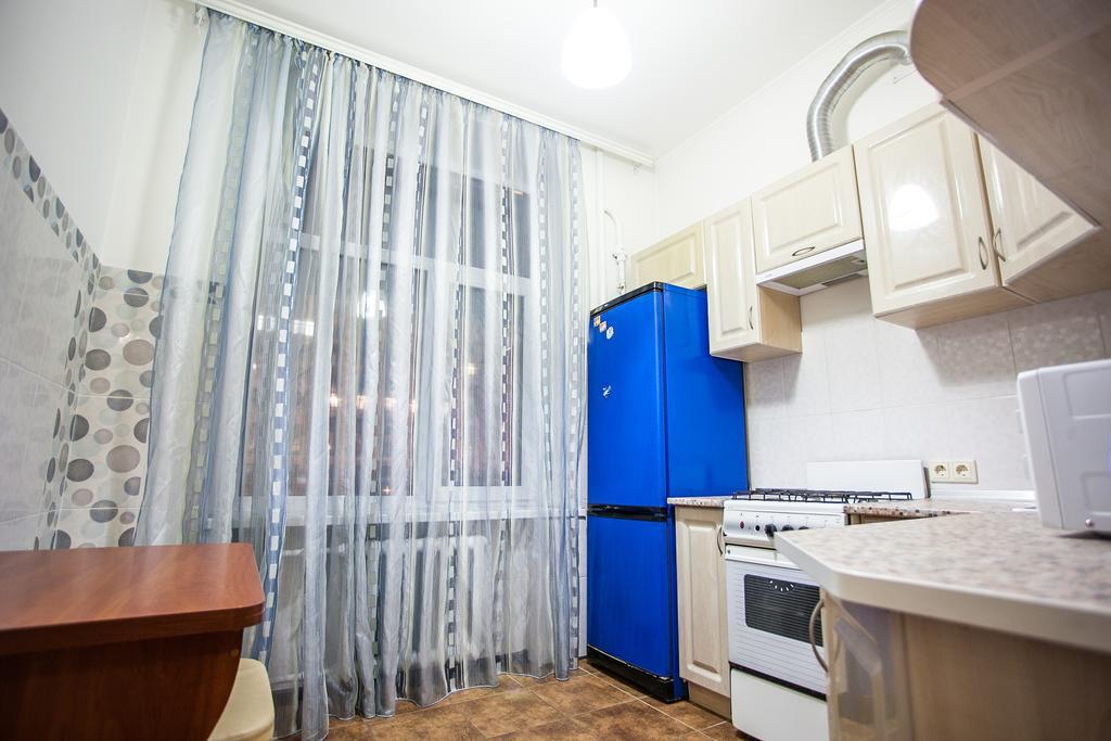 Apartment On Khreshchatyk 21 Kiev Quarto foto